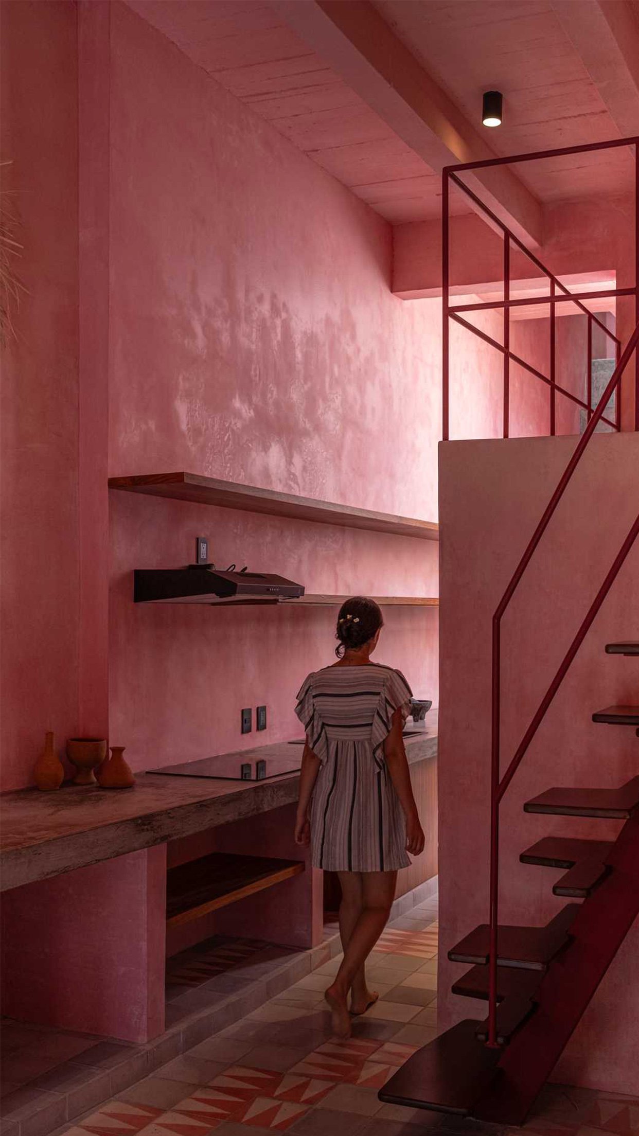 08. Sirena pasillo Diana